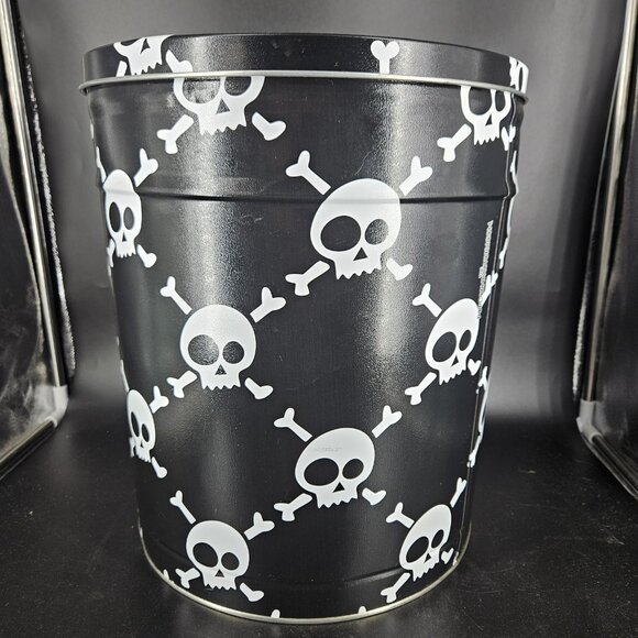 Skull Crossbones Popcorn Tin Metal Bucket 6.5 Gallon Black Halloween Decor Goth - Picture 5 of 10